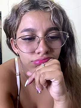 liahot69 online show from 01.08.26