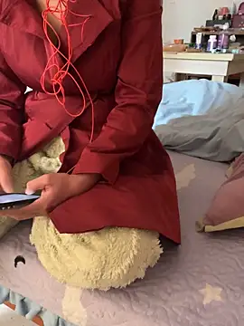 Snapshot of daaqnn chatting on 11.06.25 daaqnn online show from 11.06.25