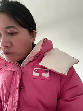 Snapshot of daaqnn chatting on 02.19.26 daaqnn online show from 02.19.26