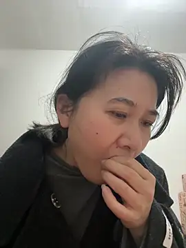 Snapshot of daaqnn chatting on 03.17.26 daaqnn online show from 03.17.26