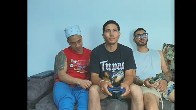 thebadboys05 online show from 11.10.25