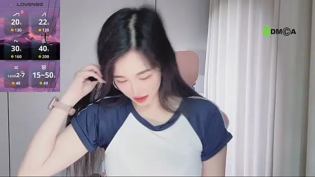 YunShan-33 online show from 06.15.26