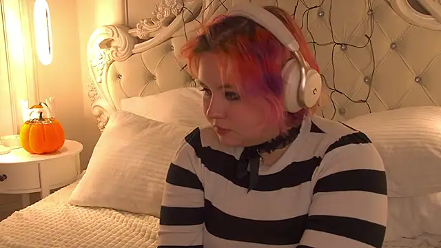 JennyBloom online show from 11.03.25