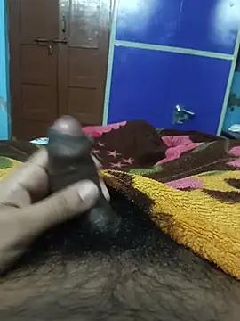 Snapshot of bearslove143 chatting on 11.14.25 bearslove143 online show from 11.14.25