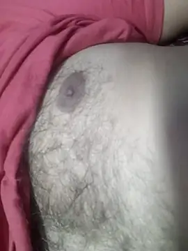 Snapshot of bearslove143 chatting on 11.26.25 bearslove143 online show from 11.26.25