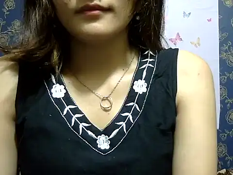 maira 33 online show from 02.25.26