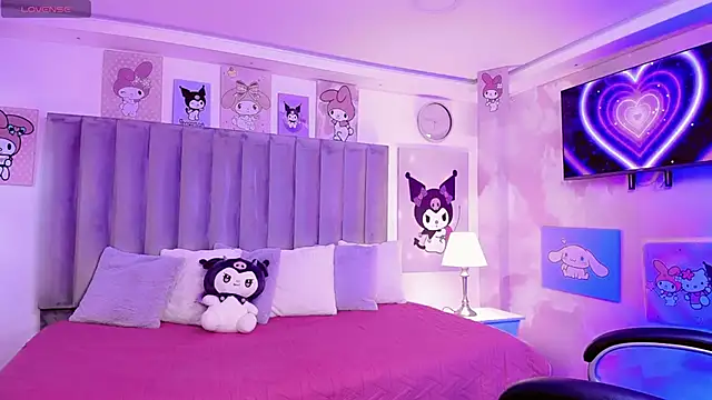 Snapshot of ClaudiaSophia chatting on 02.04.26 ClaudiaSophia online show from 02.04.26