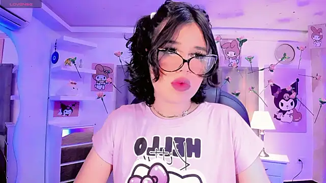 Snapshot of ClaudiaSophia chatting on 02.17.26 ClaudiaSophia online show from 02.17.26