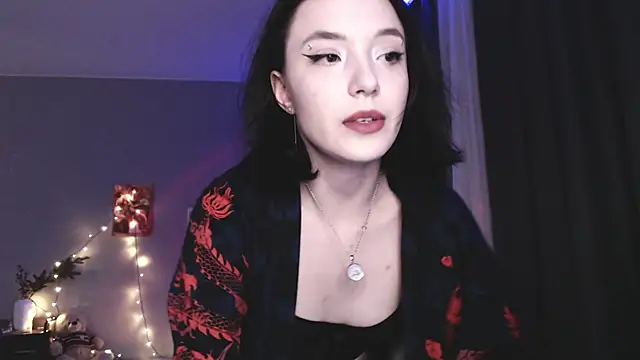 Snapshot of dolll_maiya chatting on 02.10.26 dolll maiya online show from 02.10.26