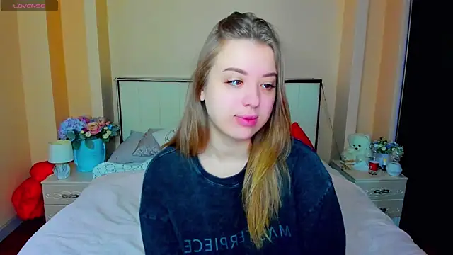 AlexissMmm online show from 11.09.25