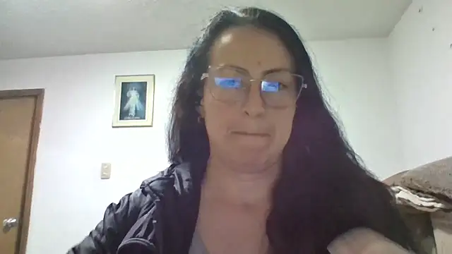 Lauryn Jones online show from 04.28.26