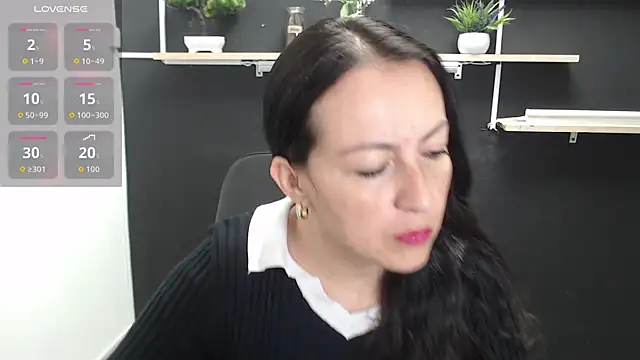 Lauryn Jones online show from 06.10.26