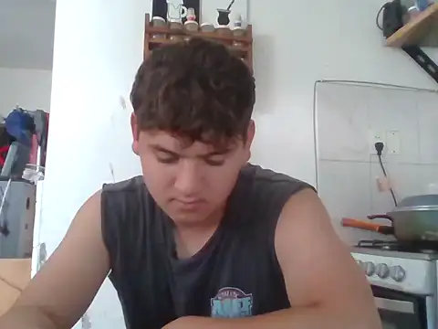 Snapshot of Myboy0020 chatting on 11.14.25 Myboy0020 online show from 11.14.25