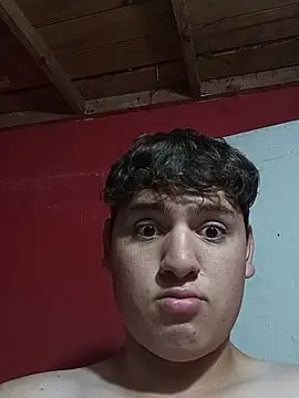 Snapshot of Myboy0020 chatting on 11.19.25 Myboy0020 online show from 11.19.25