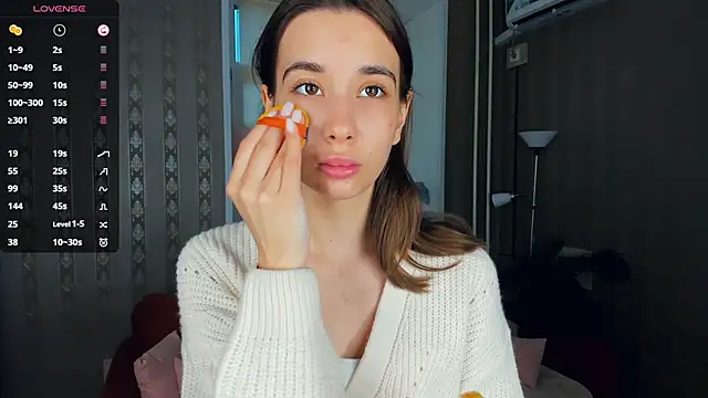 Snapshot of JacalynSchreiber chatting on 11.26.25 JacalynSchreiber online show from 11.26.25