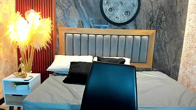 Snapshot of Valery_Shadey chatting on 11.28.25 Valery Shadey online show from 11.28.25