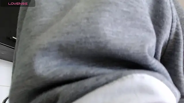 Snapshot of Valery_Shadey chatting on 02.06.26 Valery Shadey online show from 02.06.26