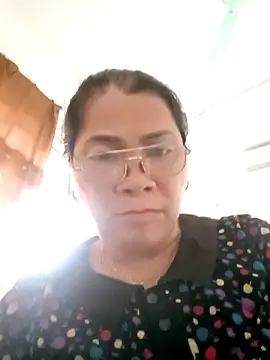 small-house123 online show from 11.08.25