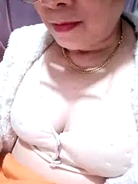 small-house123 online show from 12.17.25