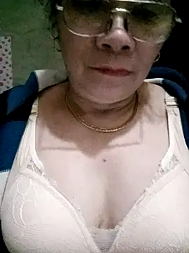 small-house123 online show from 03.08.26