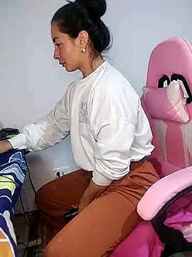 NathyMilf  online show from 01.17.26