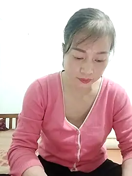 Snapshot of Kiuwi-omao chatting on 11.05.25 Kiuwi-omao online show from 11.05.25