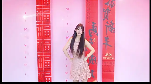 Snapshot of DX-003 chatting on 02.14.26 DX-003 online show from 02.14.26