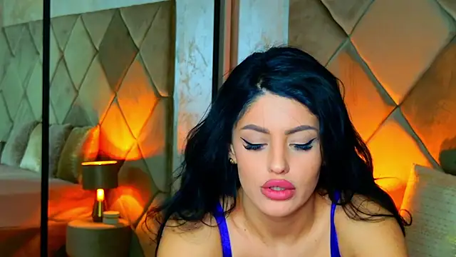 Snapshot of Myla-b chatting on 03.04.26 Myla-b online show from 03.04.26