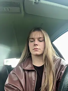 LisaFreierxx online show from 05.06.26