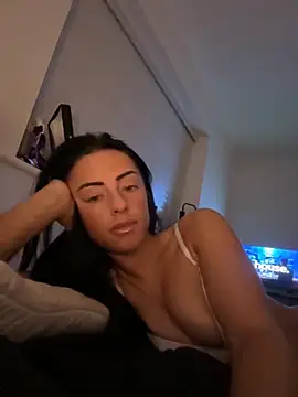 Snapshot of Bethrae25 chatting on 12.04.25 Bethrae25 online show from 12.04.25