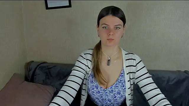 Zorianaa online show from 12.22.25