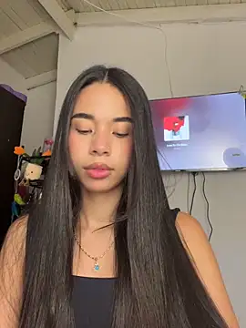 Milleradhara24 online show from 02.26.26