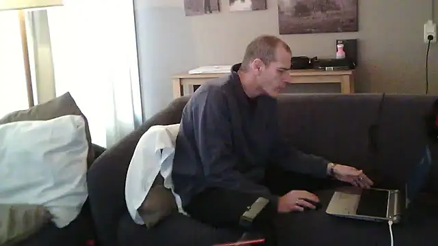Snapshot of paulus52 chatting on 12.05.25 paulus52 online show from 12.05.25