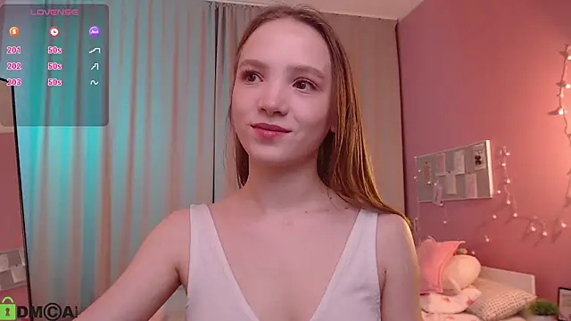 Adria Arjona online show from 07.12.26