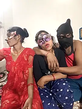 Snapshot of Real-Family chatting on 01.16.26 Real-Family online show from 01.16.26