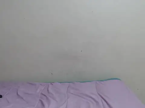 Snapshot of SexyLipss_ chatting on 02.13.26 SexyLipss online show from 02.13.26