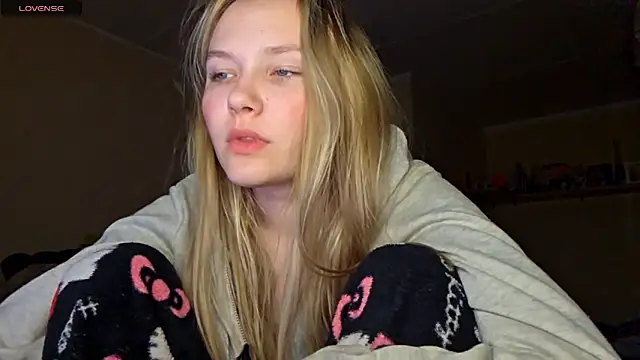 KarinRobertson online show from 03.09.26