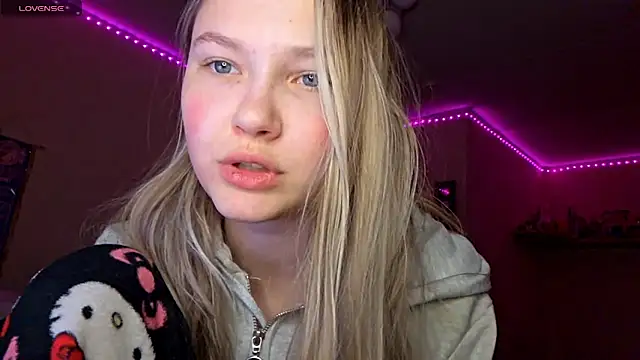 KarinRobertson online show from 03.20.26