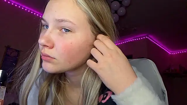 KarinRobertson online show from 03.22.26