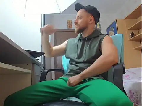 Ryanstone  online show from 11.06.25