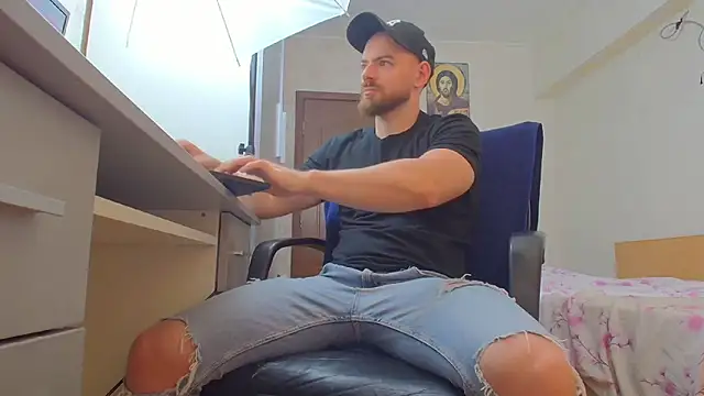 Ryanstone  online show from 06.20.26