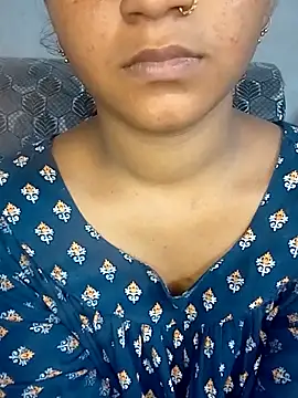 Snapshot of Neha533 chatting on 03.11.26 Neha533 online show from 03.11.26