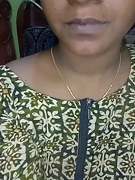Snapshot of Neha533 chatting on 07.18.26 Neha533 online show from 07.18.26