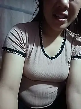 Snapshot of Sara_pusyy chatting on 06.17.26 Sara pusyy online show from 06.17.26
