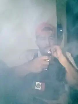 Snapshot of Yerackhip chatting on 11.17.25 Yerackhip online show from 11.17.25