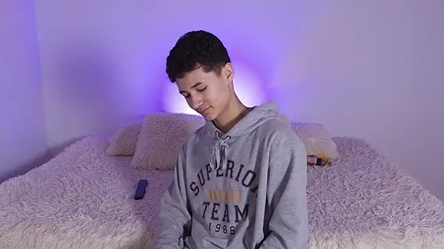 Eiden Blake online show from 11.22.25