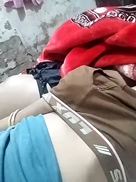 Snapshot of Hot-Couple26 chatting on 11.19.25 Hot-Couple26 online show from 11.19.25