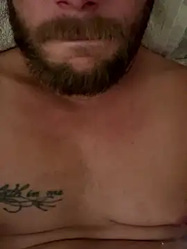 Snapshot of bkuterbach2015 chatting on 01.06.26 bkuterbach2015 online show from 01.06.26