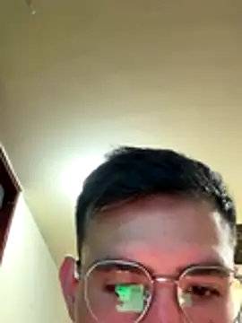 Axelcherry online show from 11.05.25