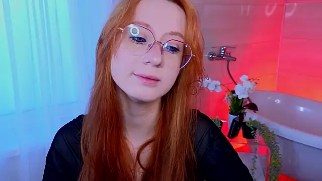 Snapshot of WICKEDEMBER chatting on 03.16.26 WICKEDEMBER online show from 03.16.26